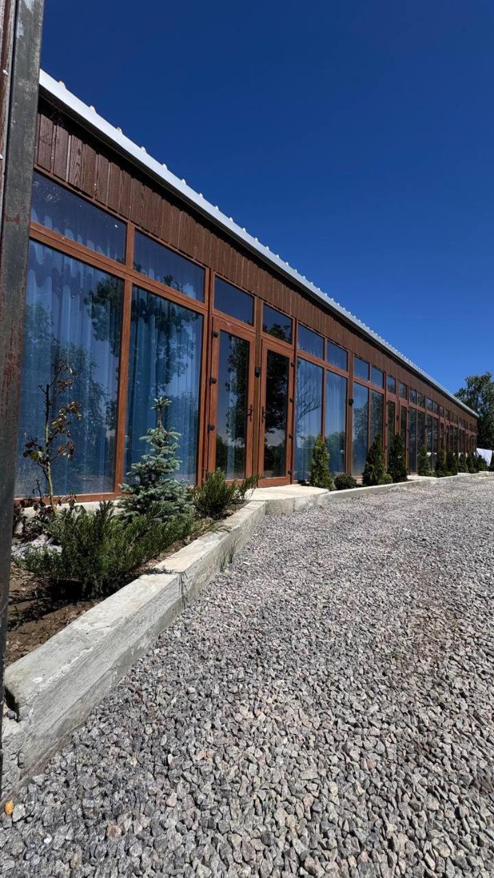 Villa Kambodzha Na Dynae Vylkove Exterior foto